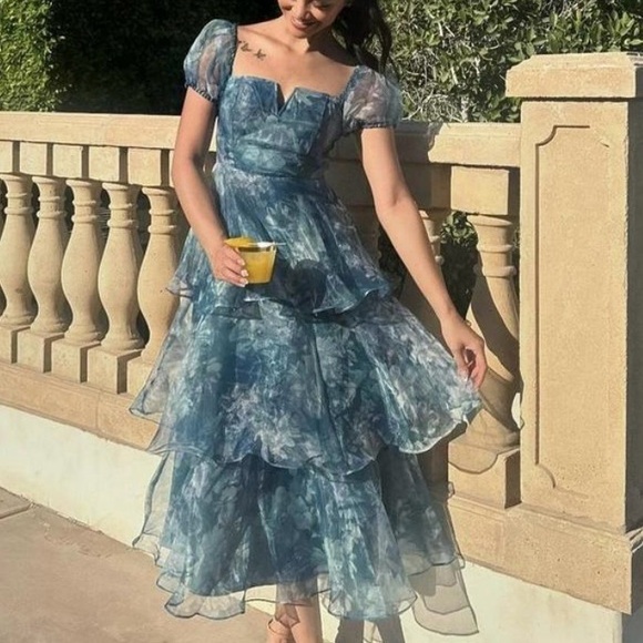 Lulus organza party dress. Size small. - Picture 5 of 9